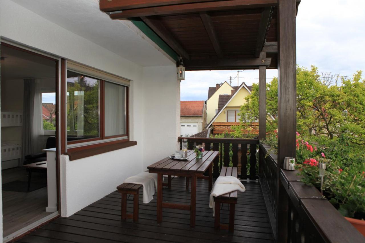Gaestehaus Zum Rhein Rheinhausen Exteriör bild